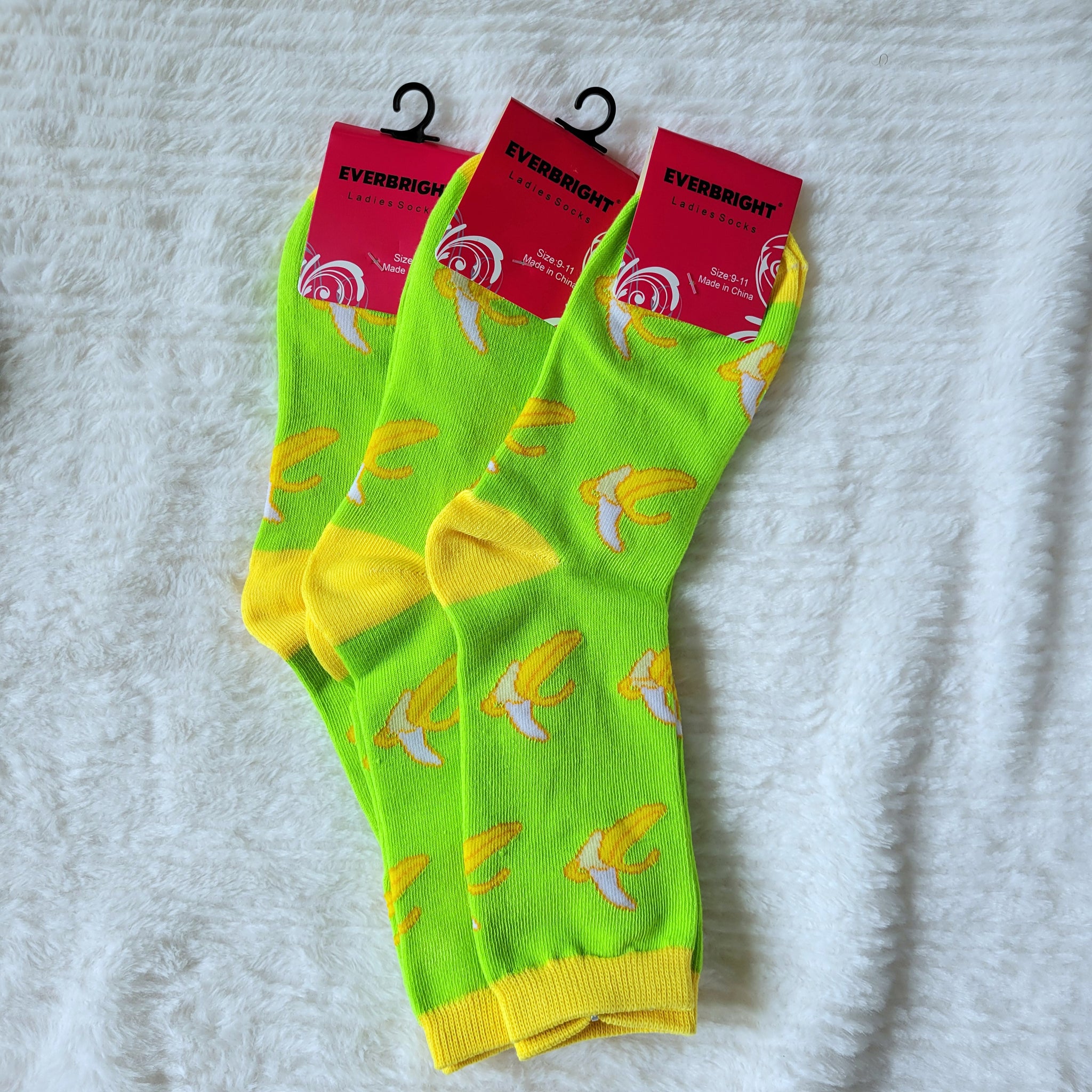 Bananas Fruit Design Crew Sock (LIME)