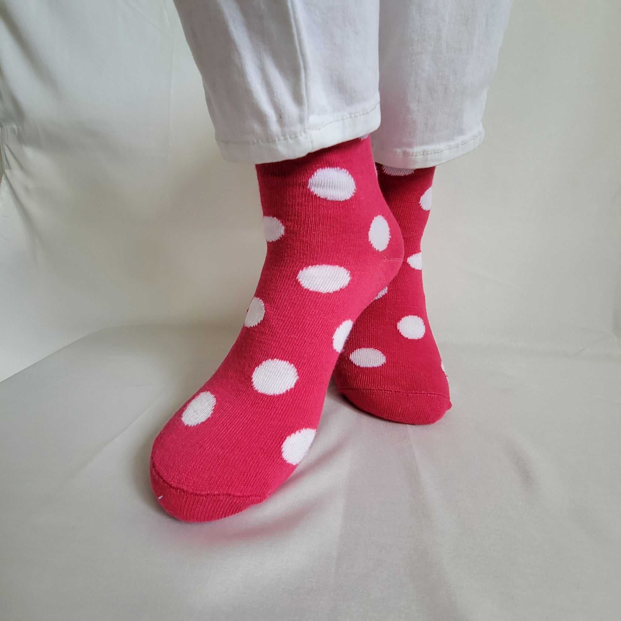 Polka Dot Pattern Crew Sock (Plum)